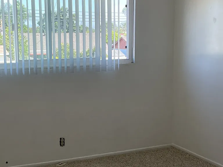7732 Chapman Ave #4 — Photo 16