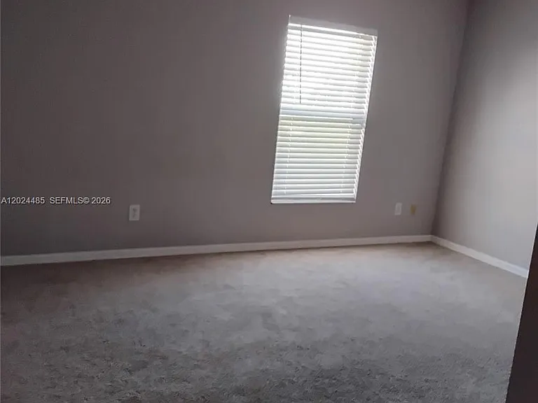 1001 SW Estaugh Ave — Photo 12