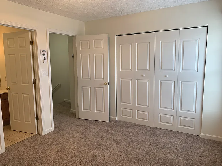 15 Lake Village Ct #15 — Photo 11