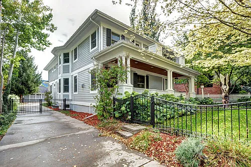 510 Hawthorn Ave Photo 1