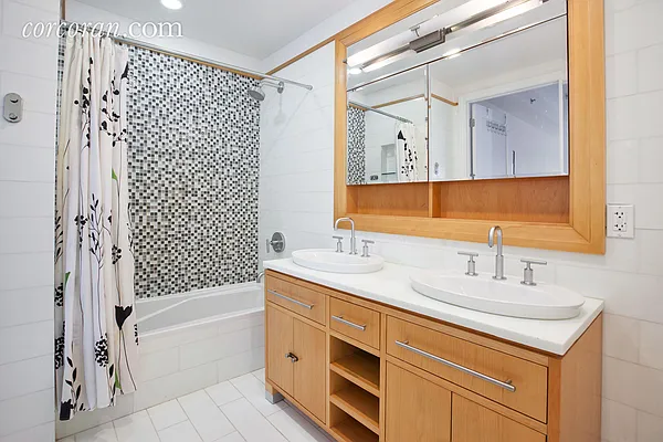 Sold by Corcoran | media 6