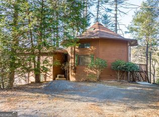 318 Matrix Cir, Ellijay, GA 30540