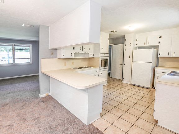 4th image of 2736 W Arlex Dr