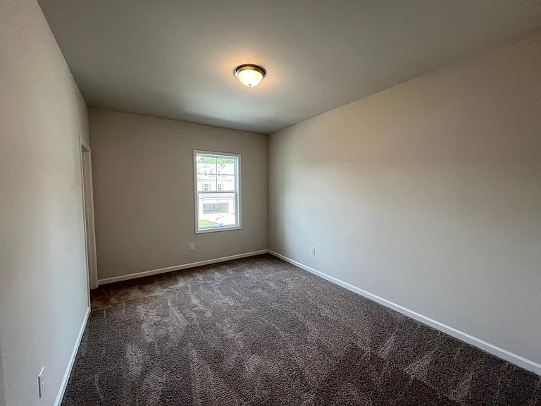 1592 Dover Creek Ln — Photo 15