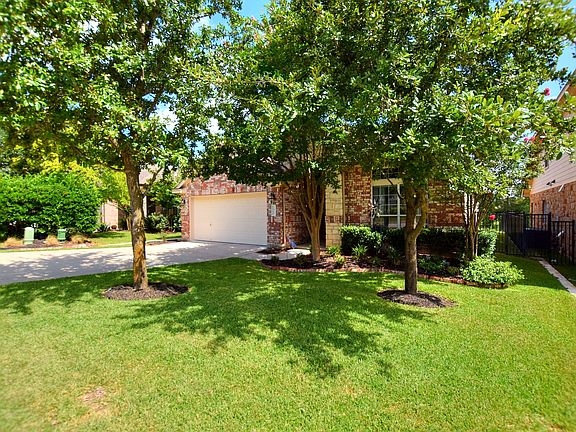 3rd image of 1800 Greenside Trl