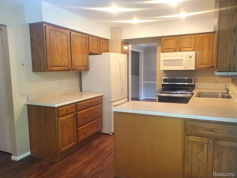 5057 Prentis Dr — Photo 11