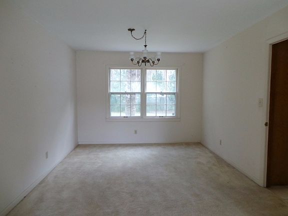 Additional Living Room