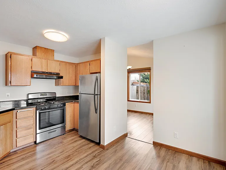 3417 NE 149th Ave — Photo 4