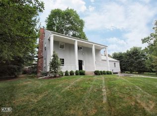 6 Barnfield Rd, Norwalk, CT 06853