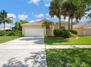 6980 SE Twin Oaks Circle, Stuart, FL 34997