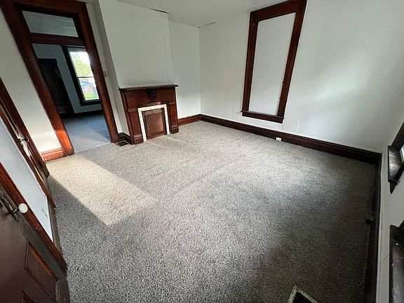 2nd image of 329 Luck Ave