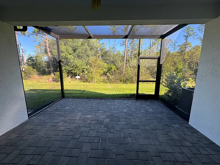 screened in lanai
