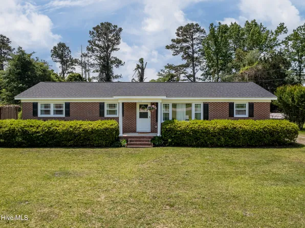 2043 N Kerr Avenue, Wilmington, NC 28405