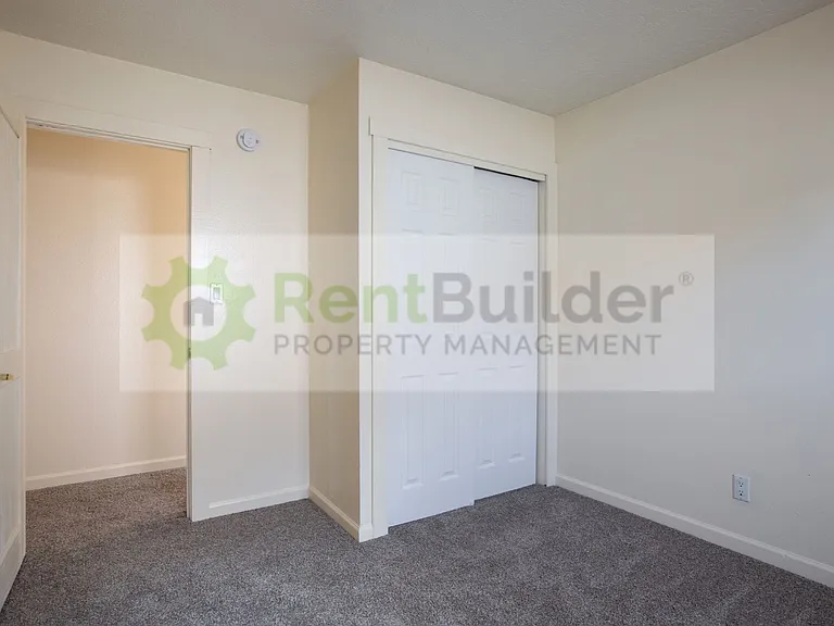 10101 La Paz Dr NW — Photo 20