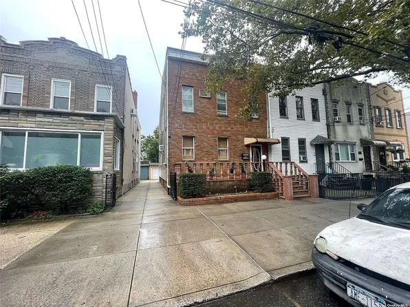 59-30 Palmetto St, Ridgewood, NY 11385