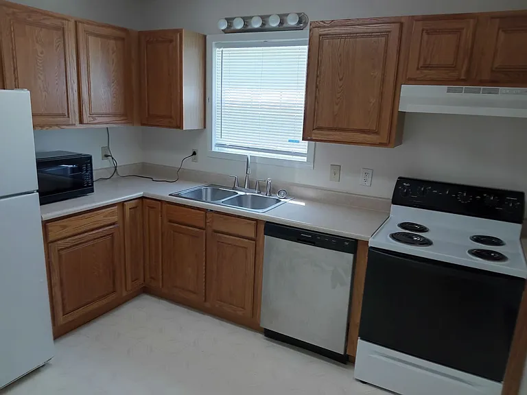 104 Majestic Dr #2 — Photo 5