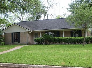 7721 Pecanwood St, Hitchcock, TX 77563