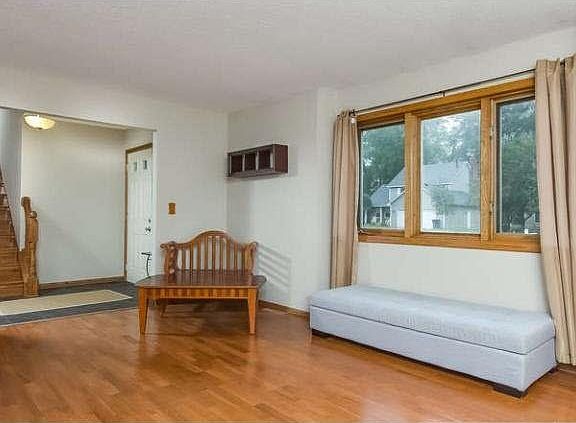 5th image of 2424 Barclay Street