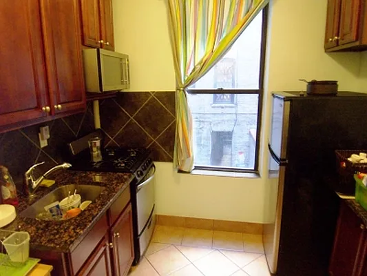 Rented by Citi Habitats | media 15