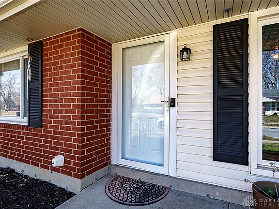 4th image of 189 Rogers Dr
