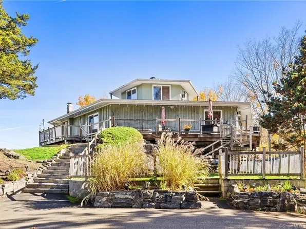 15 Hickory Hill Road, Branford, CT 06405