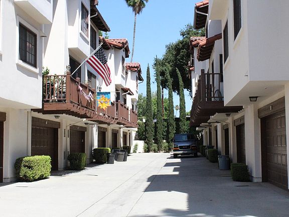 5th image of 499 E Bougainvillea Ln