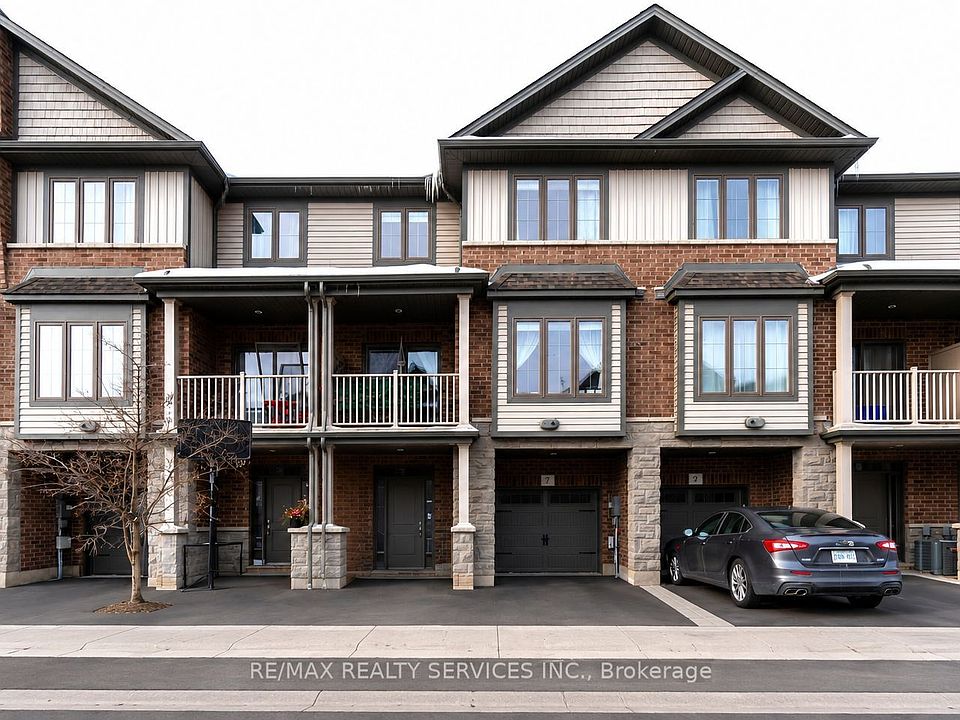 1st image of 7 Ridgeside Ln