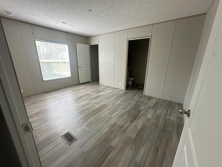 2317 Wallis Creek Trl — Photo 7