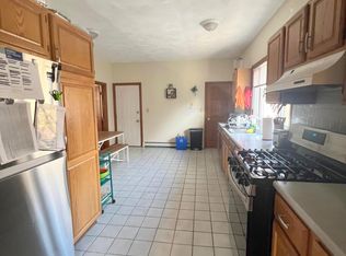 51 Elm St #2, Somerville, MA 02143