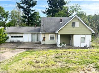 129 Willow Ln, Follansbee, WV 26037