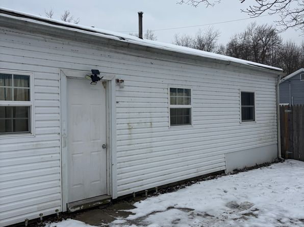 6792 Lake Rd W APT 2