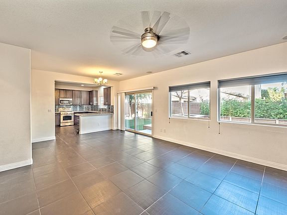 4th image of 10648 Snow Lake St