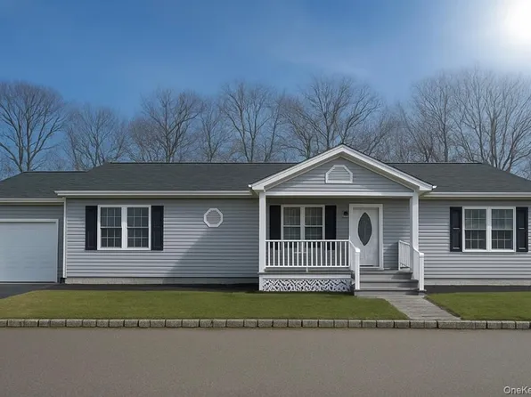 1407 Middle Road #275, Calverton, NY 11933