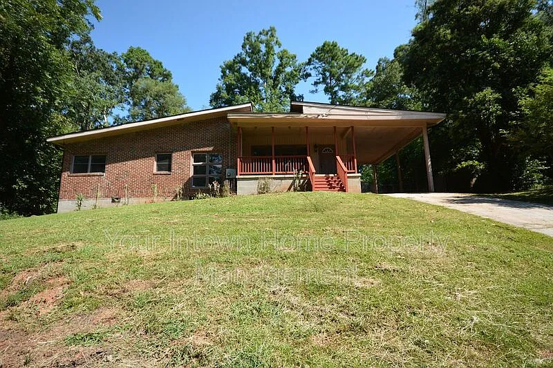 3 bed, 2.0 bath, 1296 sqft, $1,850 — Photo 1
