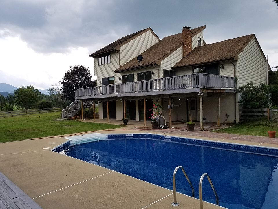 rear of house from pool deck