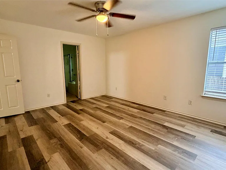 1005 Traci Michelle Dr — Photo 14