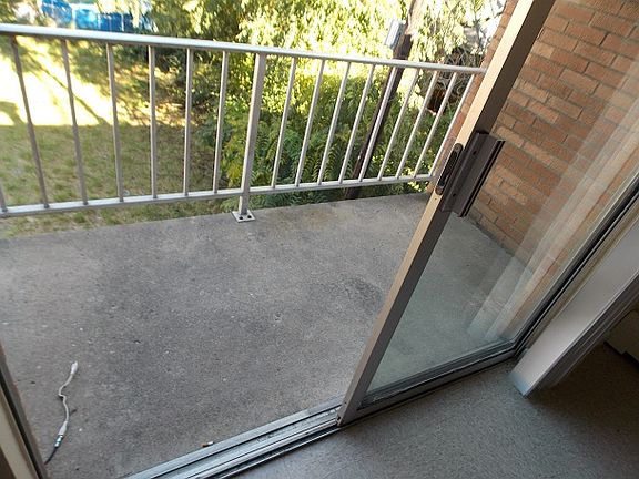 5th image of 2201 Harrison Ave APT 6