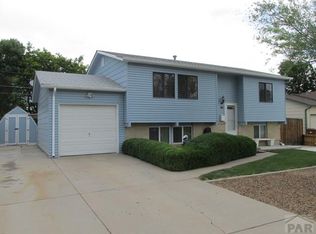 93 Bridle Trl, Pueblo, CO 81005
