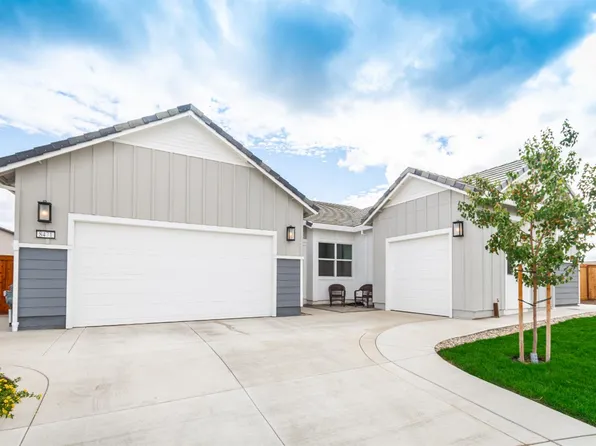 8471 Tulip Ct, Roseville, CA 95747