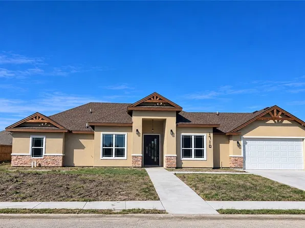 1710 The Grand Dr, Kingsville, TX 78363