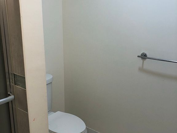 Full Bath level 2