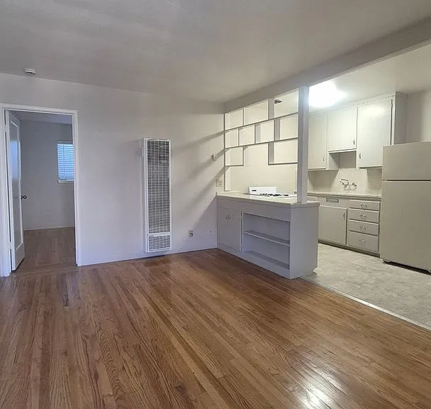 2508 L Street Classic Midtown Living — Photo 21