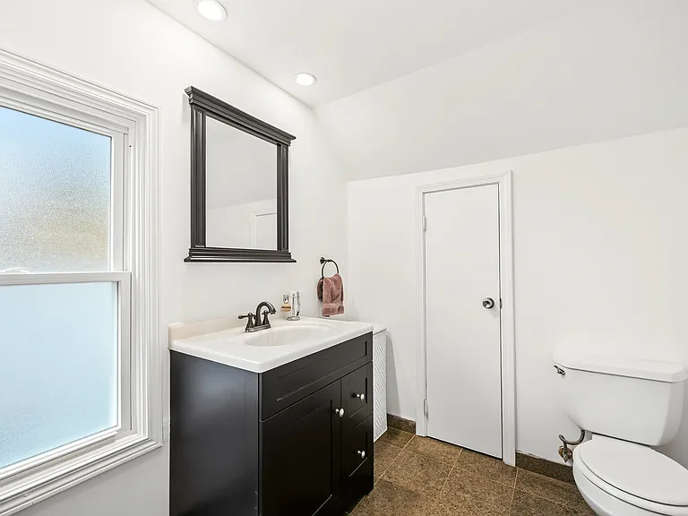 402 Turner Ave — Photo 15