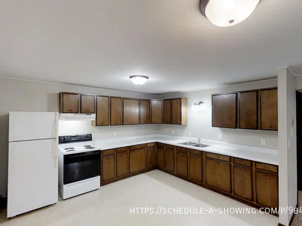 701 Grove St, Marquette, MI