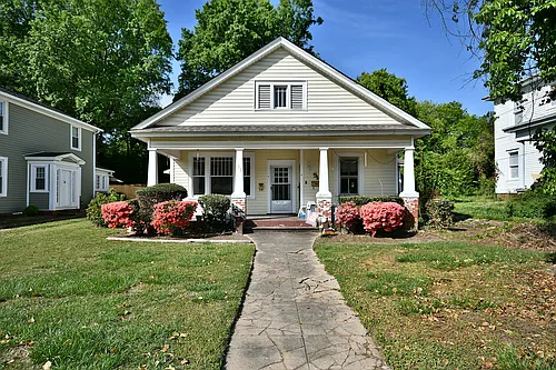 152 Avant St Photo 1