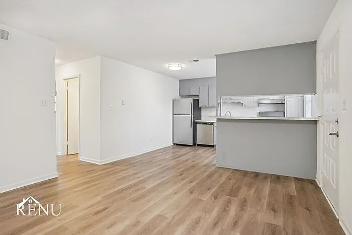 527 Michael St — Photo 19