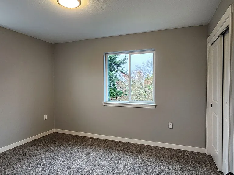 445-McCoy Ave — Photo 17