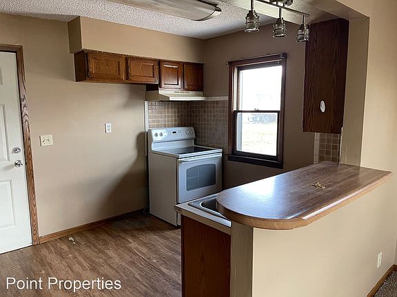 3rd image of 813 Lulu St #813