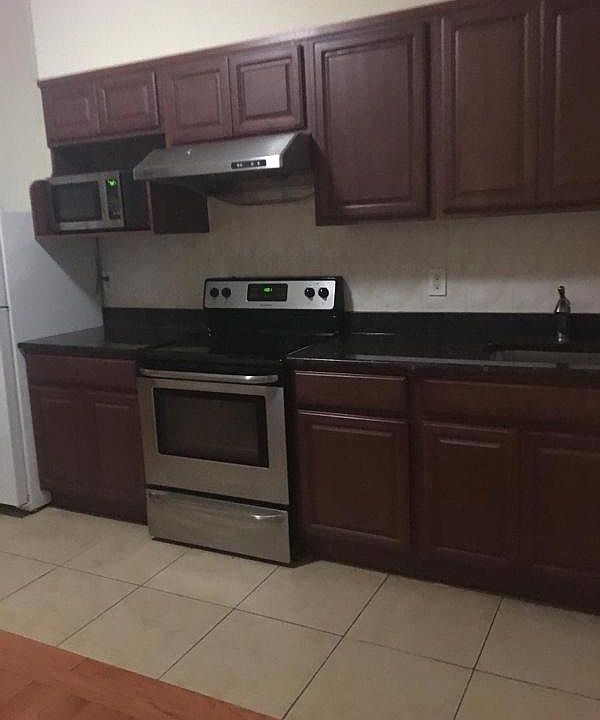 1st image of 1316 W Girard Ave #C
