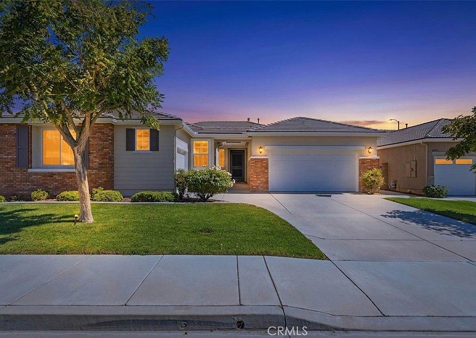 1st image of 28156 Little Lake Ct